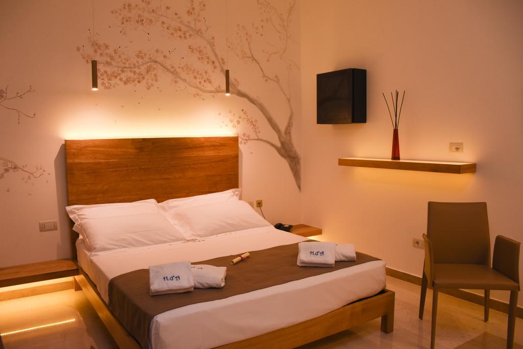 Hotel D'Altavilla คาโนซา ดิ พูเจลีย ภายนอก รูปภาพ