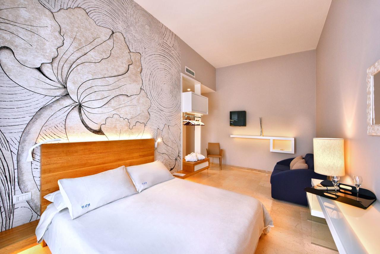 Hotel D'Altavilla คาโนซา ดิ พูเจลีย ภายนอก รูปภาพ