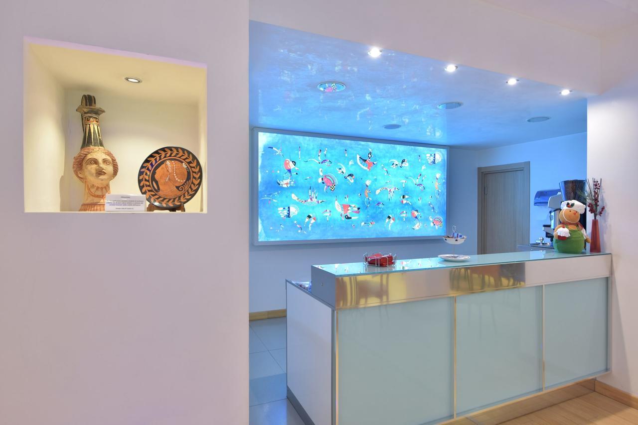 Hotel D'Altavilla คาโนซา ดิ พูเจลีย ภายนอก รูปภาพ
