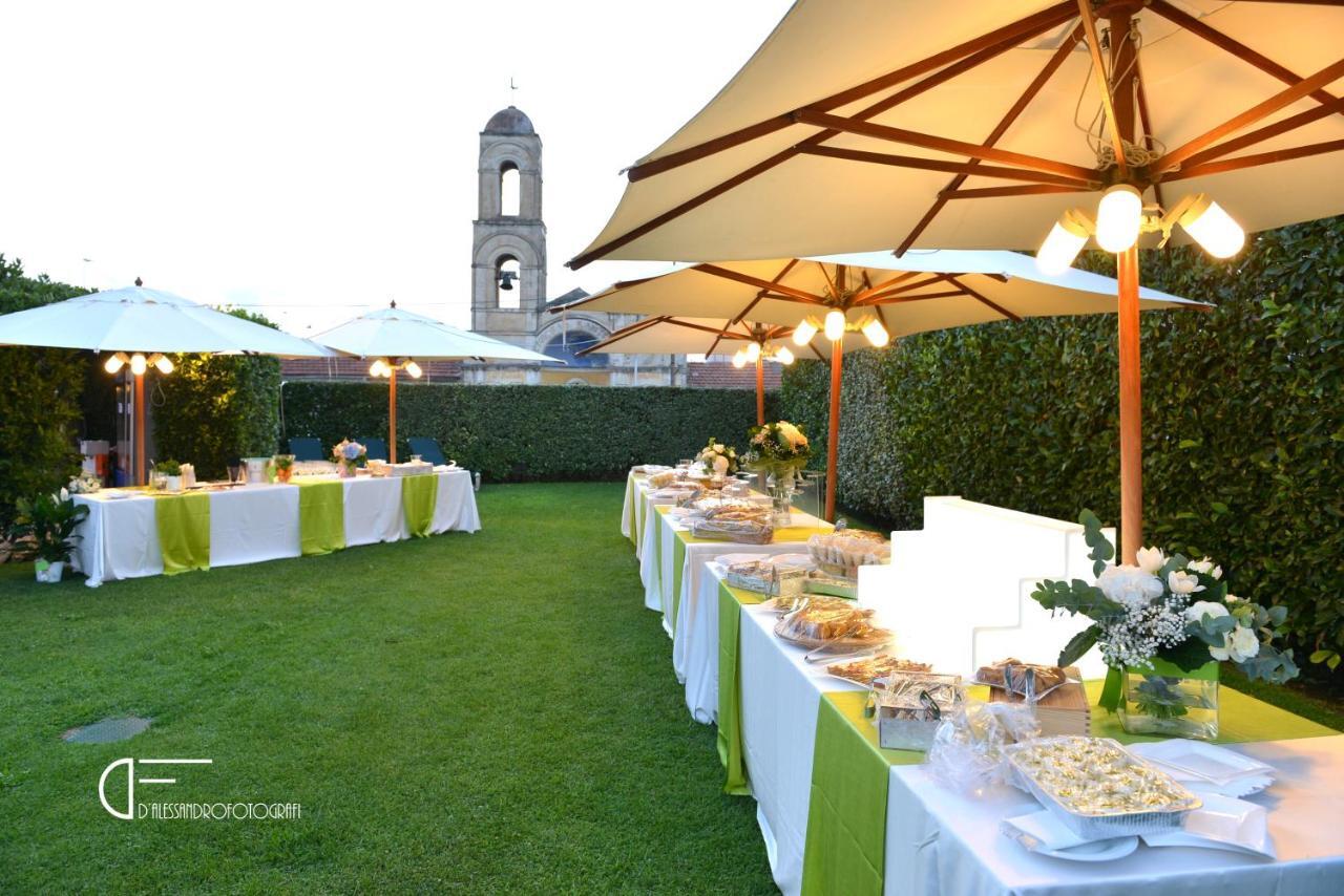 Hotel D'Altavilla คาโนซา ดิ พูเจลีย ภายนอก รูปภาพ